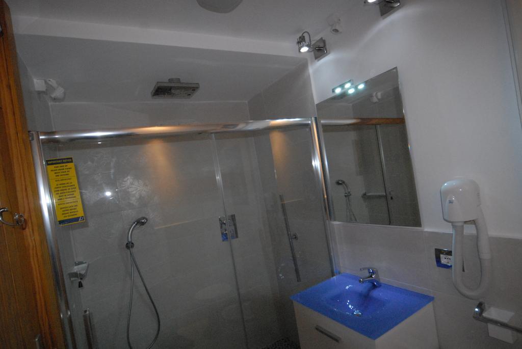 Cromotherapy Apartment Breuil-Cervinia Exterior photo